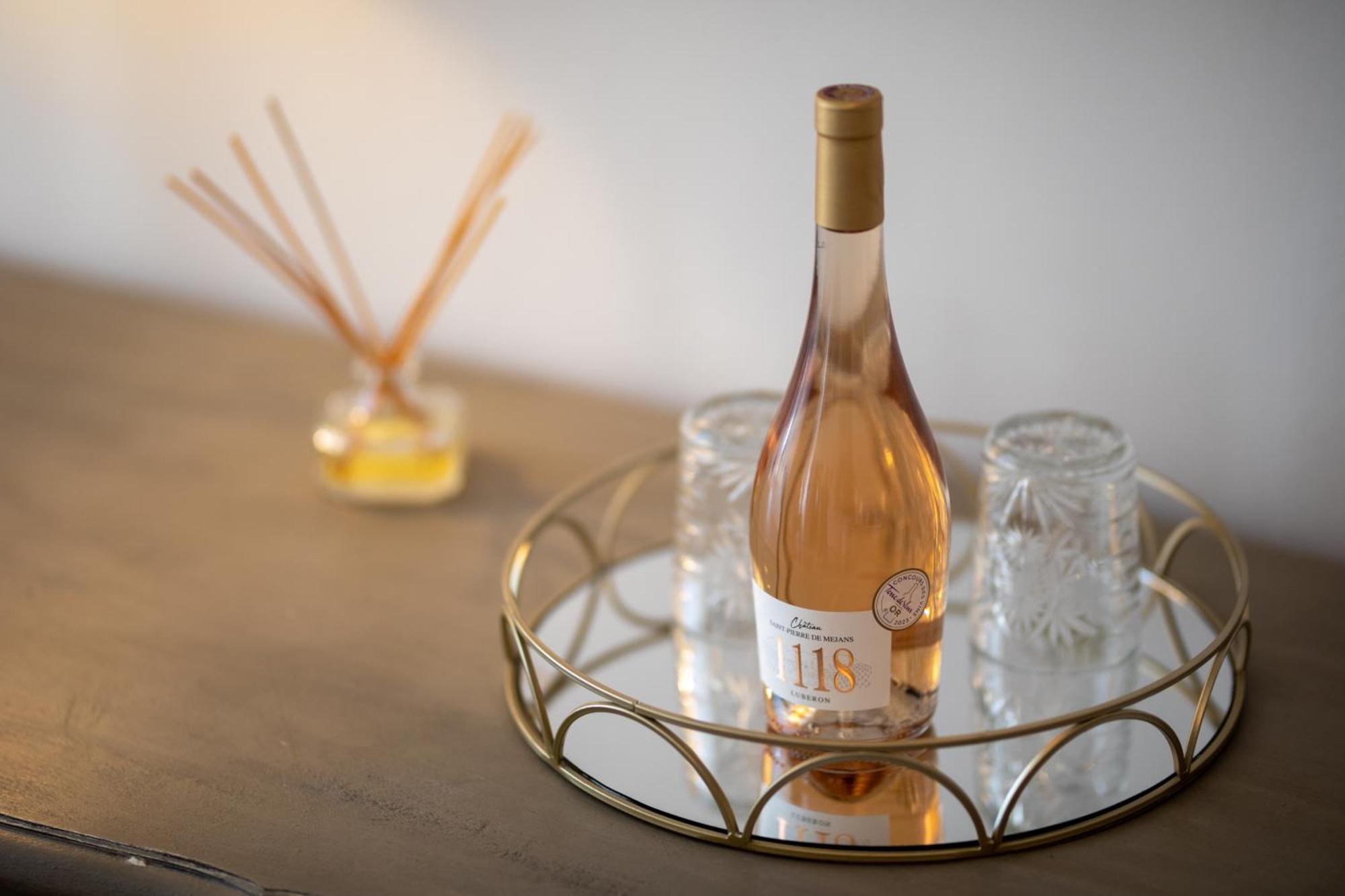 Chateau Saint-Pierre De Mejans Puyvert Kültér fotó